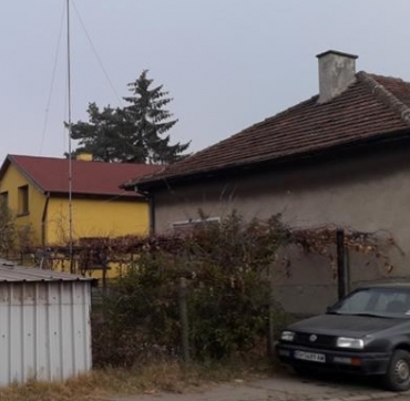 София, с. Яна, Продава 