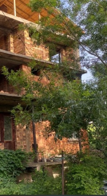 София, гр. Нови Искър, Продава 