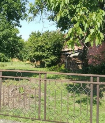 София, с. Кривина, Продава 