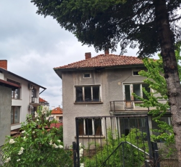 София, с. Лозен, Продава 