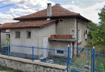 София, с. Волуяк, Продава 