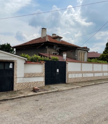 София, с. Априлово, Продава 