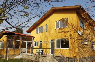 София, с. Войнеговци, Продава 