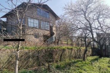 София, с. Елешница, Продава 
