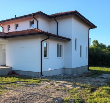 София, с. Хераково, Продава 