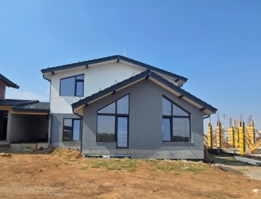 София, с. Нови хан, Продава 
