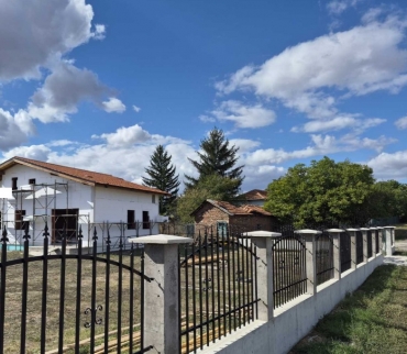 София, с. Хераково, Продава 