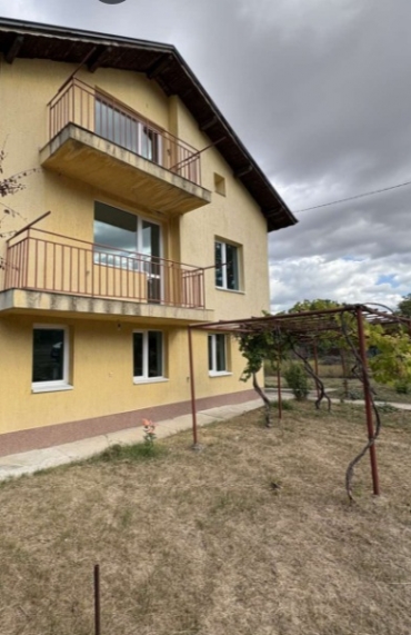 Sofiya, s. Aprilovo, For Sale 